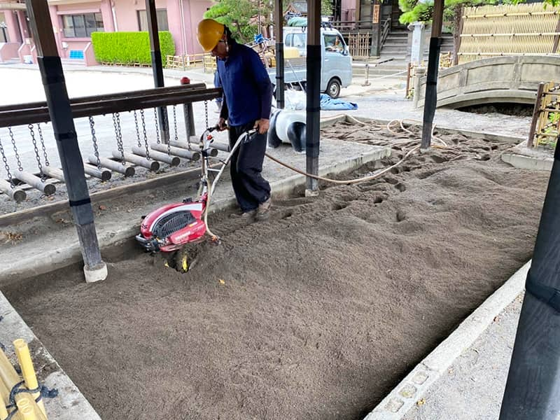 丸山幼稚園　砂場の消毒・除菌