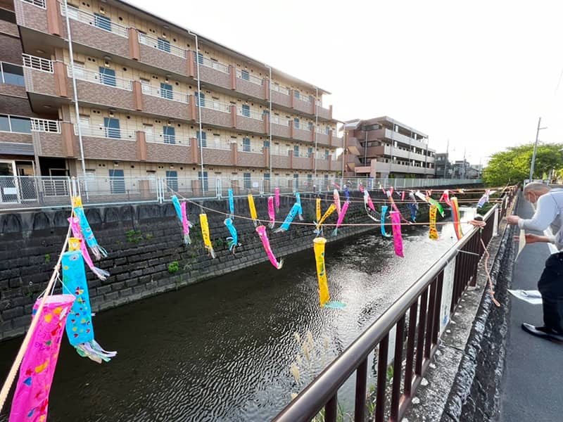 丸山幼稚園 二ヶ領用水 鯉のぼり